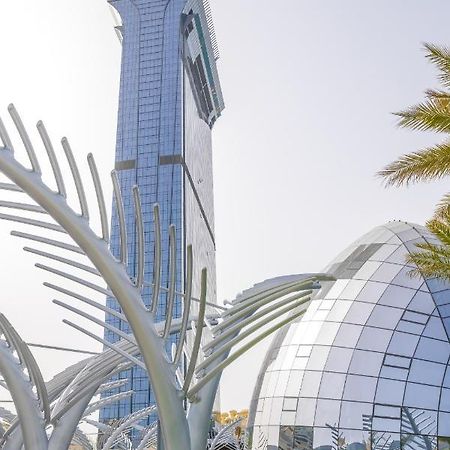 Ultra Luxury Palm Tower With Shared Hotel Facilities 迪拜 外观 照片