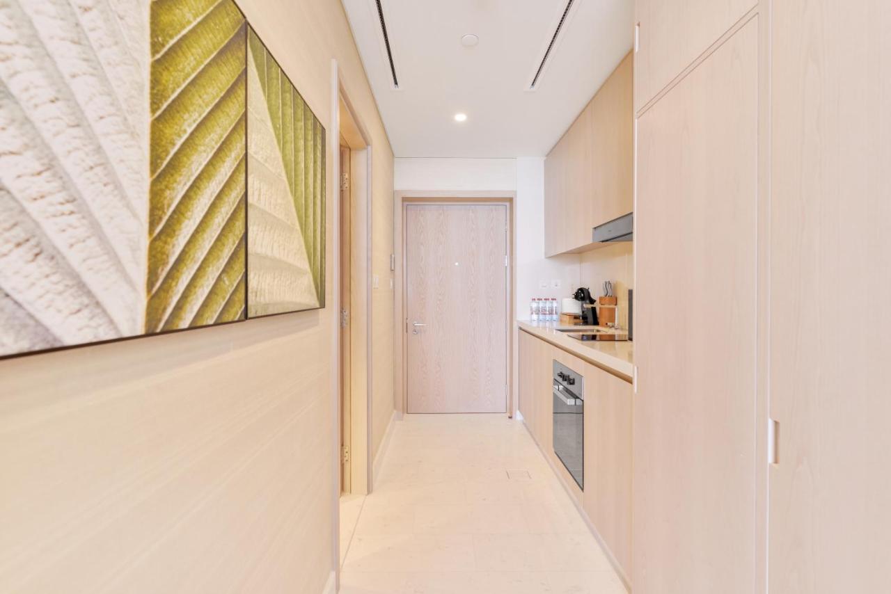 Ultra Luxury Palm Tower With Shared Hotel Facilities 迪拜 外观 照片