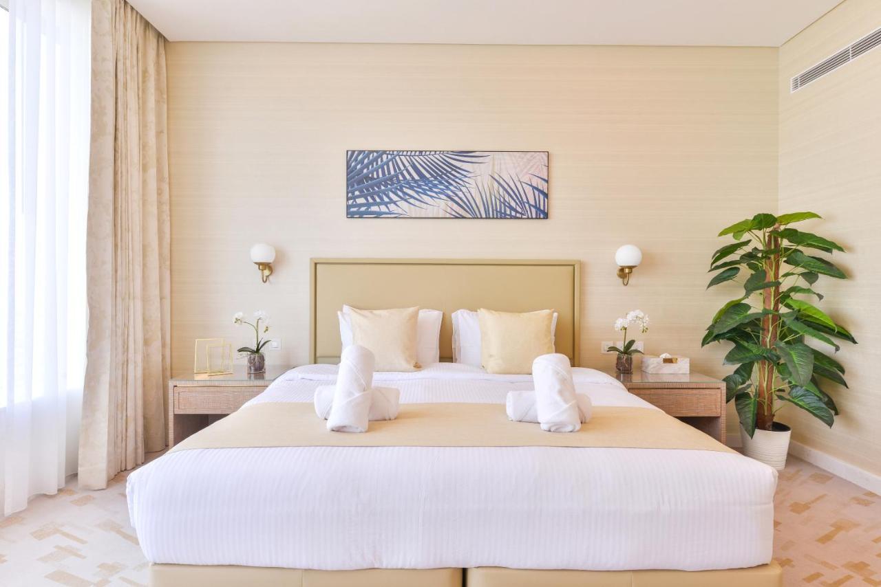 Ultra Luxury Palm Tower With Shared Hotel Facilities 迪拜 外观 照片
