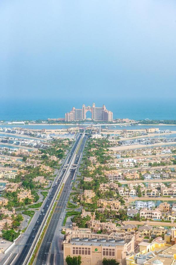 Ultra Luxury Palm Tower With Shared Hotel Facilities 迪拜 外观 照片